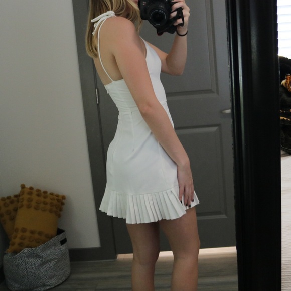 Princess Polly white dress with pleating - Picture 2 of 3